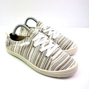 Maurices Mariah Womens Sz 6 Beige Tan Gold Striped Slip On Casual Sneakers Shoes